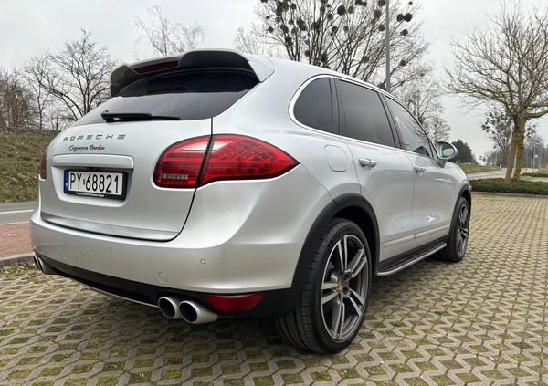 Porsche Cayenne cena 96958 przebieg: 241800, rok produkcji 2011 z Poznań małe 781